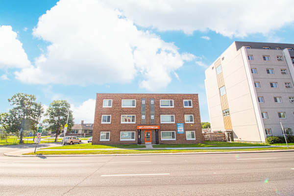 1780 Portage Apartment property